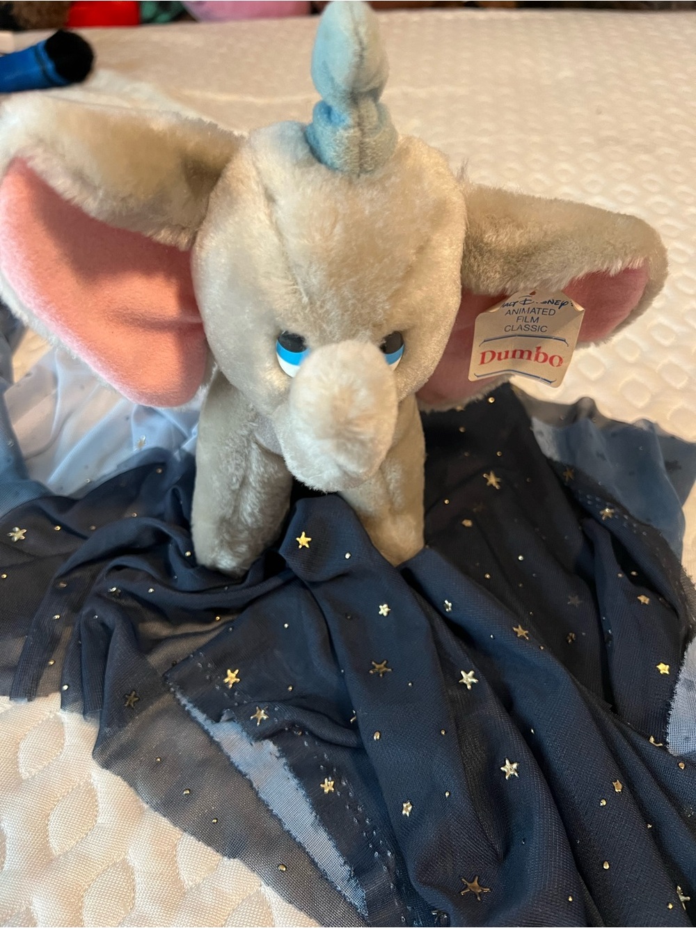 Vintage 1985 Walt Disney dumbo plush